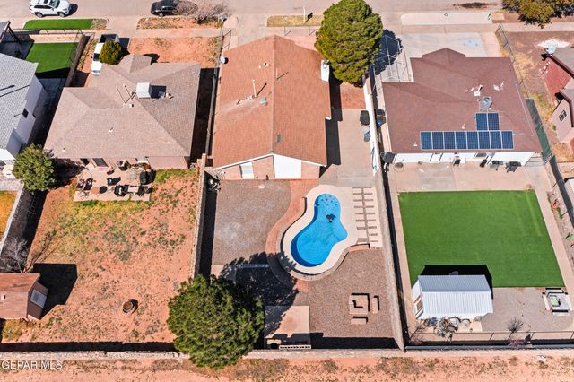 6636 STAR OF INDIA Lane, El Paso, TX 79924