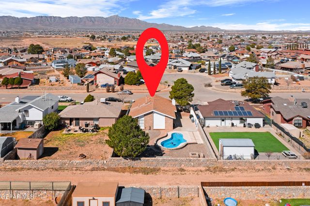 6636 STAR OF INDIA Lane, El Paso, TX 79924