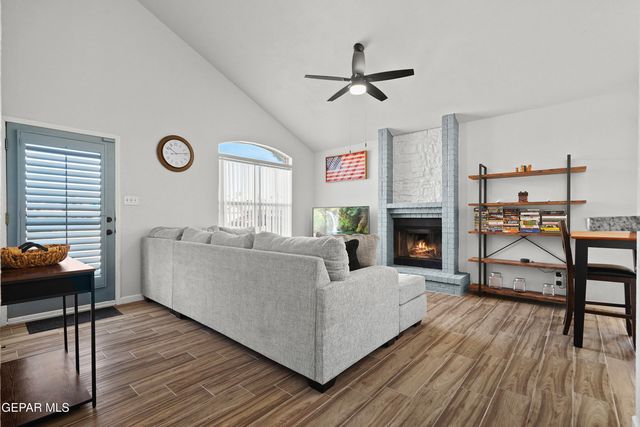 6636 STAR OF INDIA Lane, El Paso, TX 79924