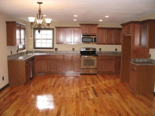 2965 Brewster Dr, Clarksville, TN 37042