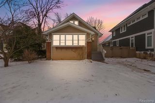 124 E Windemere Avenue, Royal Oak, MI 48073