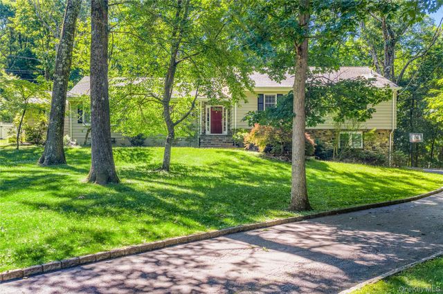 105 Cross Ridge, Chappaqua, NY 10514