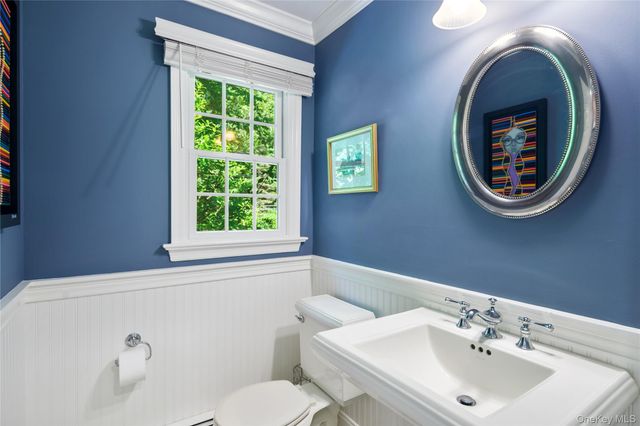 105 Cross Ridge, Chappaqua, NY 10514