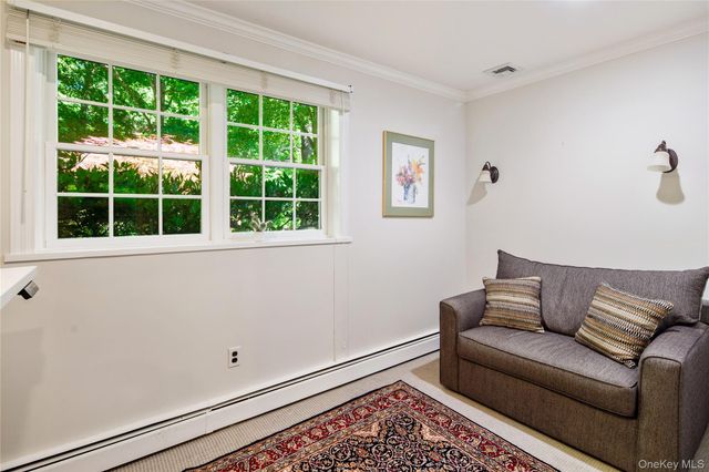 105 Cross Ridge, Chappaqua, NY 10514