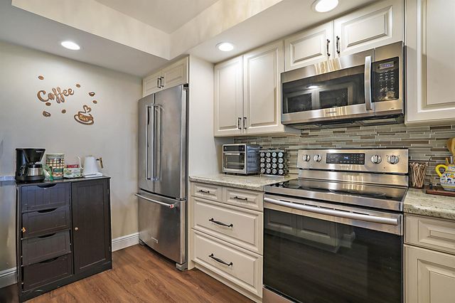 8 Royal Palm Way 3010, Boca Raton, FL 33432