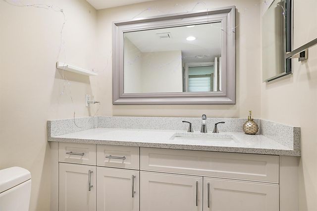 8 Royal Palm Way 3010, Boca Raton, FL 33432
