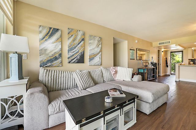 8 Royal Palm Way 3010, Boca Raton, FL 33432