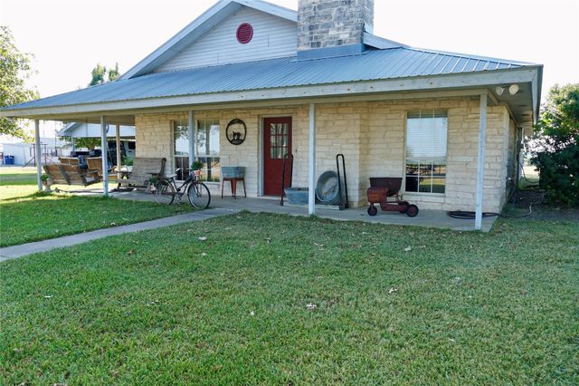 1375 CR 320, Granger, TX 76530