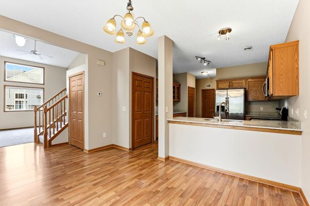6784 Pine Crest Trail S, Cottage Grove, MN 55016