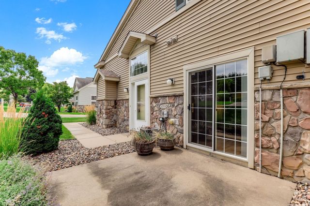 6784 Pine Crest Trail S, Cottage Grove, MN 55016