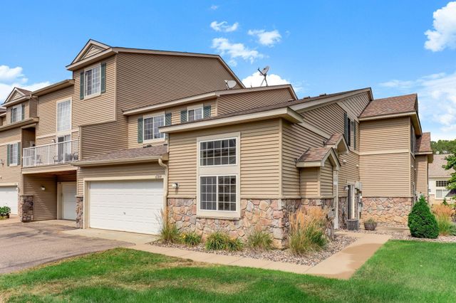 6784 Pine Crest Trail S, Cottage Grove, MN 55016