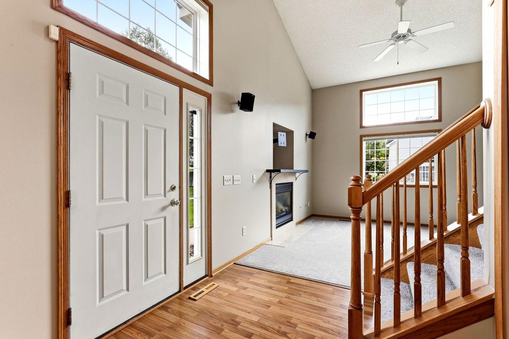 6784 Pine Crest Trail S, Cottage Grove, MN 55016 — photo 4