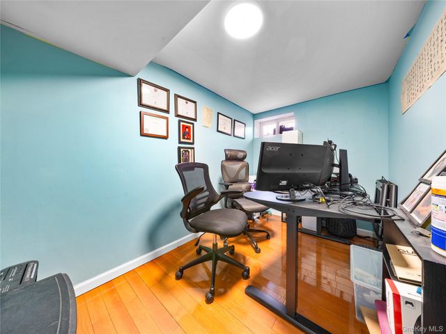 24571 61st Avenue, Little Neck, NY 11362