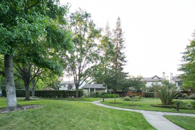 210 Bradbury Lane, Redwood City, CA 94061