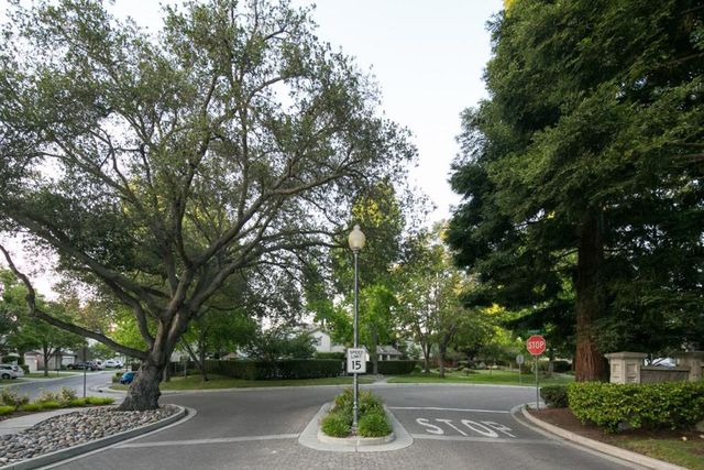210 Bradbury Lane, Redwood City, CA 94061