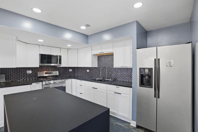 17N620 Ketchum Road, Hampshire, IL 60140