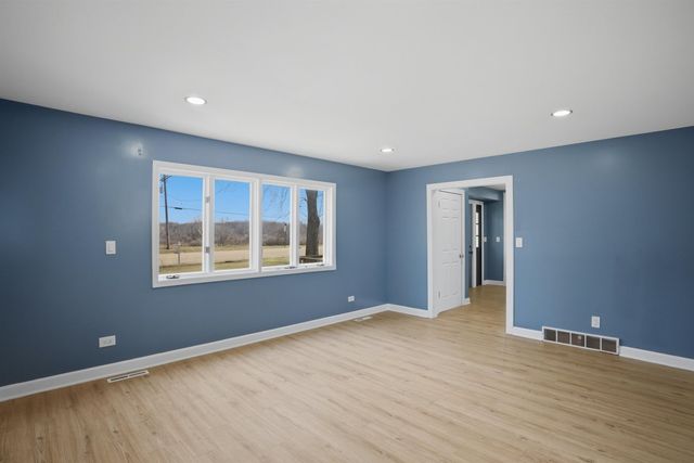 17N620 Ketchum Road, Hampshire, IL 60140