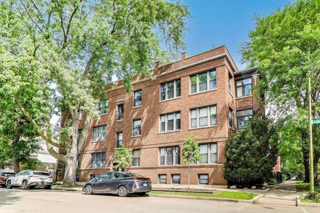 1702 W SUMMERDALE Avenue G, Chicago, IL 60640