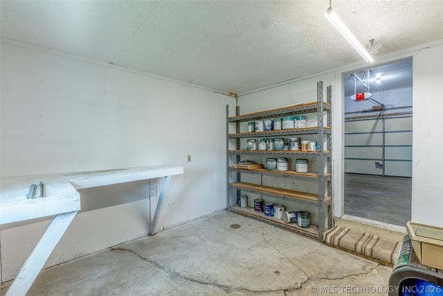 213 E Falletti Avenue, Claremore, OK 74017