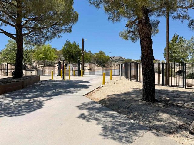 558 Derby Way, Aguanga, CA 92536