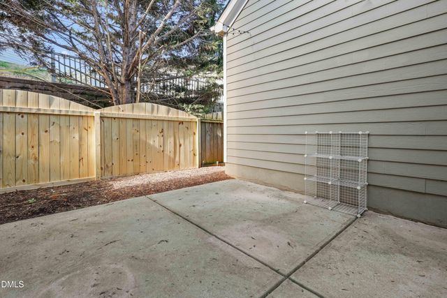 100 Windy Creek Lane, Apex, NC 27502