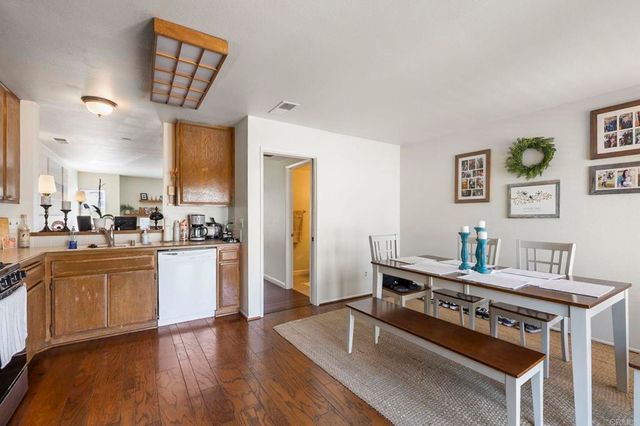 874 Marigold Court, Carlsbad, CA 92011
