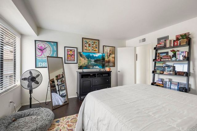 874 Marigold Court, Carlsbad, CA 92011