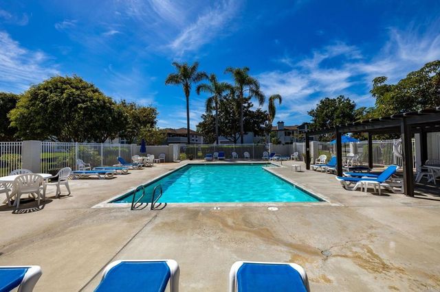 874 Marigold Court, Carlsbad, CA 92011