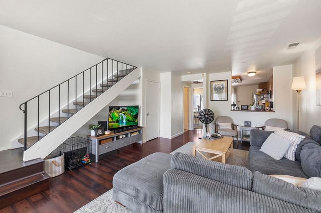 874 Marigold Court, Carlsbad, CA 92011