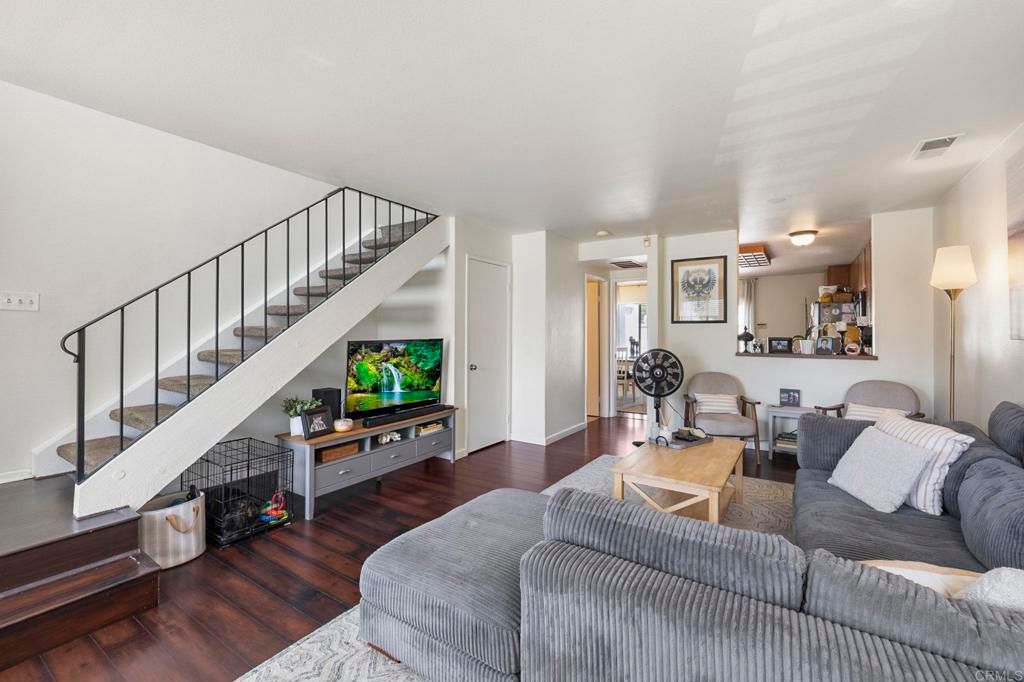 874 Marigold Court, Carlsbad, CA 92011 — photo 5