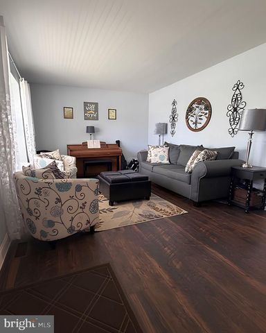 206 E CRESTWOOD AVE, Somerdale, NJ 08083