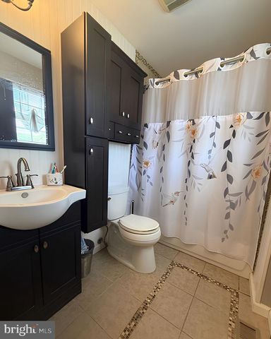 206 E CRESTWOOD AVE, Somerdale, NJ 08083
