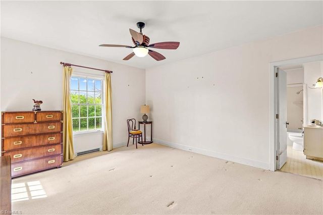 725 Mocksville Avenue, Salisbury, NC 28144