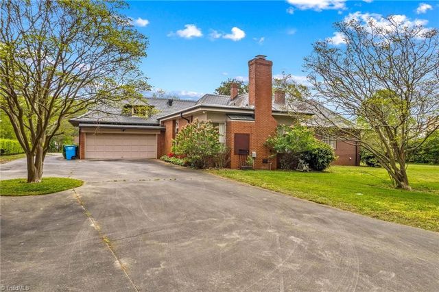 725 Mocksville Avenue, Salisbury, NC 28144