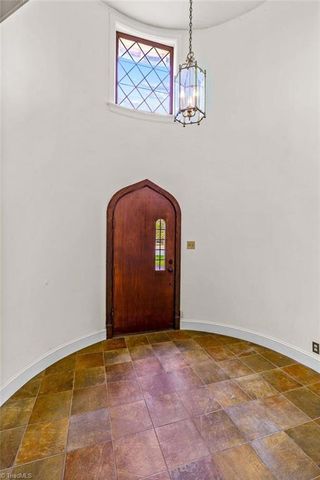 725 Mocksville Avenue, Salisbury, NC 28144