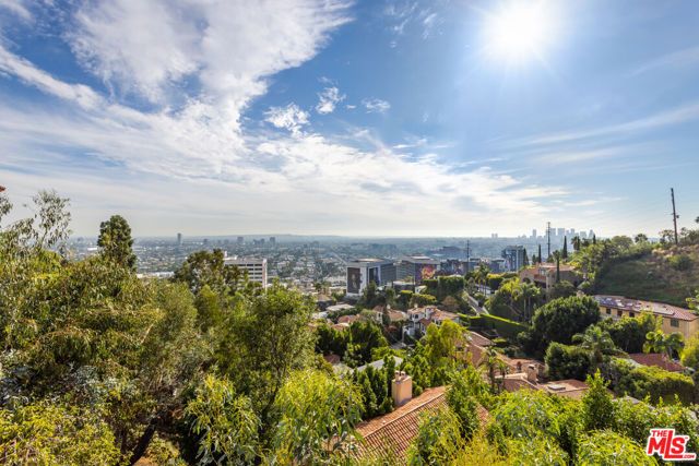 8460 Harold Way, Los Angeles, CA 90069