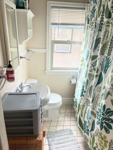 998 Jameson Street, Saint Paul, MN 55103