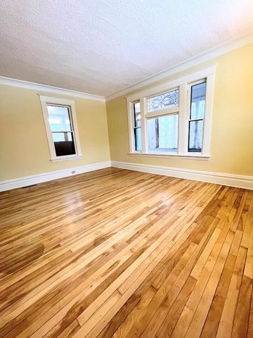 998 Jameson Street, Saint Paul, MN 55103