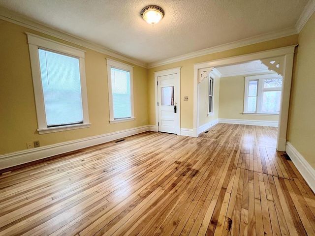 998 Jameson Street, Saint Paul, MN 55103