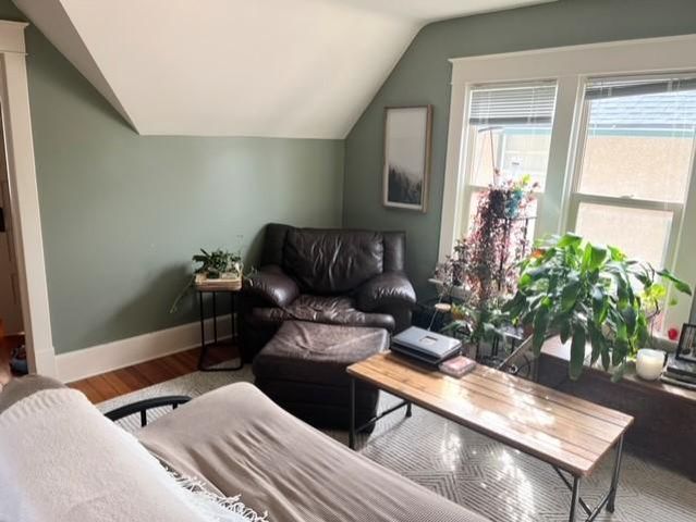 998 Jameson Street, Saint Paul, MN 55103