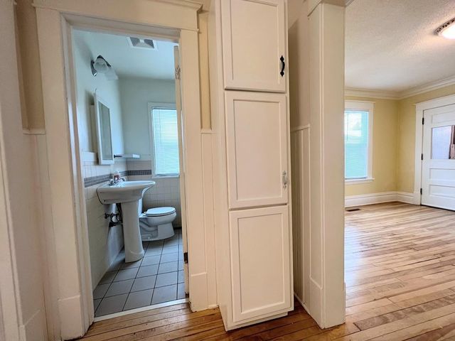 998 Jameson Street, Saint Paul, MN 55103