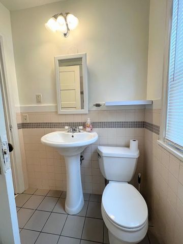 998 Jameson Street, Saint Paul, MN 55103