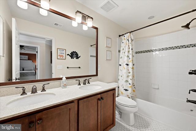 119 THOMPSON CT, Winchester, VA 22602