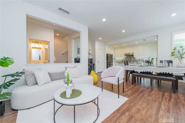 59 Fairymoss, Irvine, CA 92620