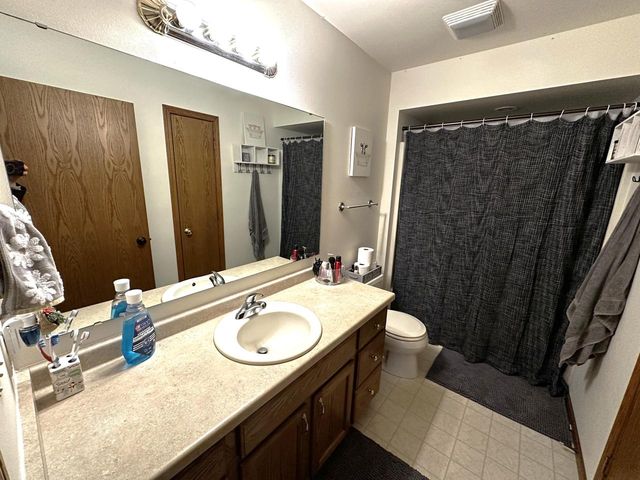 129 Columbine LANE, Sheboygan Falls, WI 53085