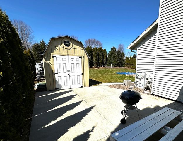 129 Columbine LANE, Sheboygan Falls, WI 53085