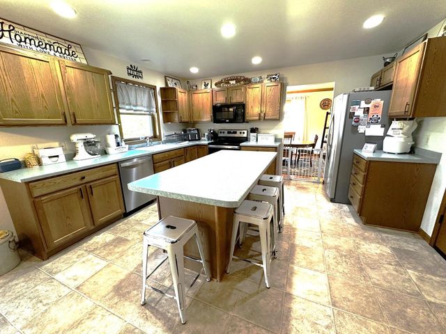 129 Columbine LANE, Sheboygan Falls, WI 53085