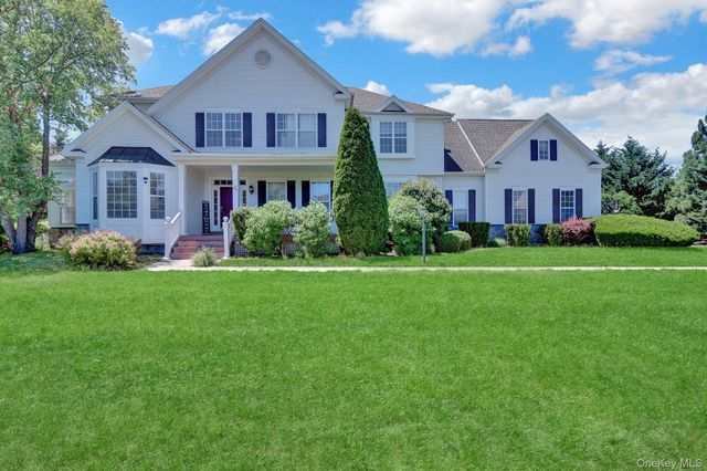 66 Canterbury Drive, Wading River, NY 11792