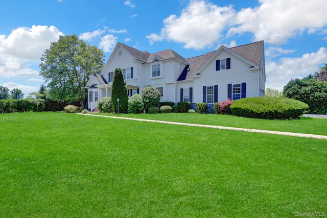 66 Canterbury Drive, Wading River, NY 11792