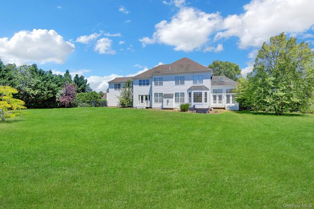 66 Canterbury Drive, Wading River, NY 11792